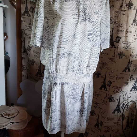 Whiite Copenhagen | Drop Waist Dress - Picture 6 of 16